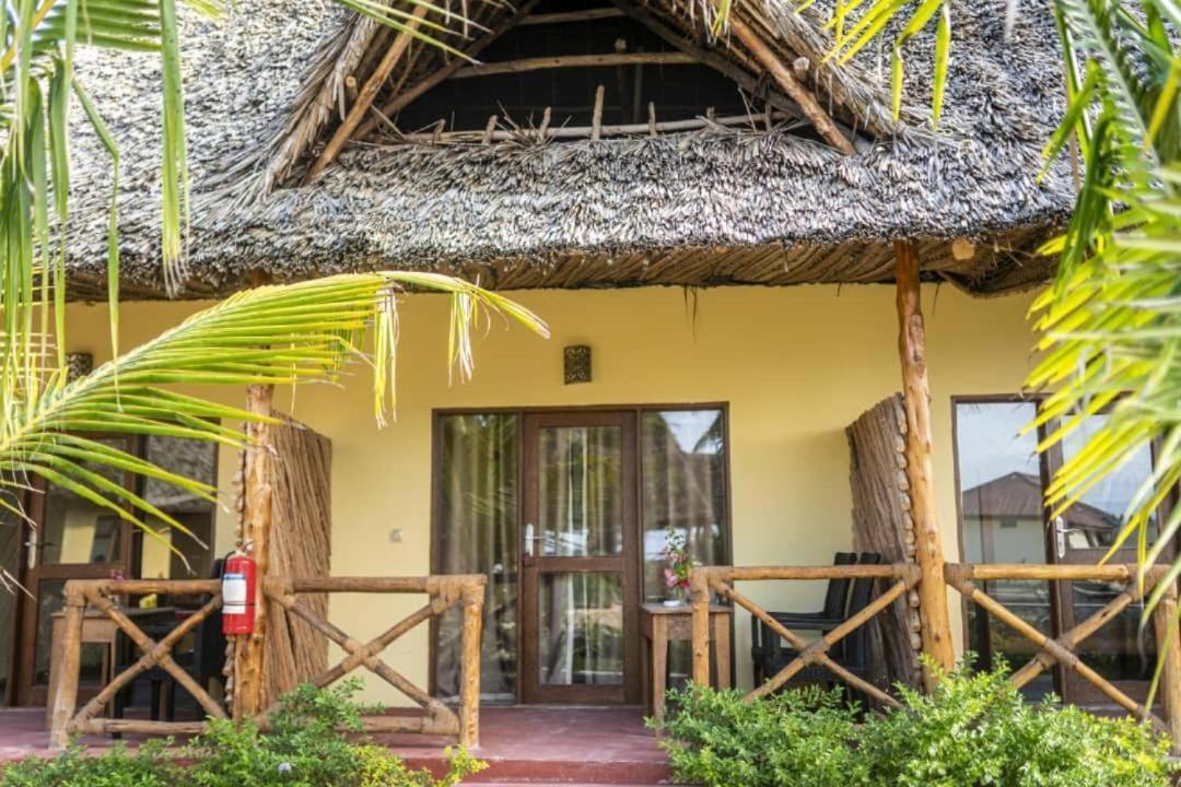 Amber Lodge Pongwe Eksteriør billede